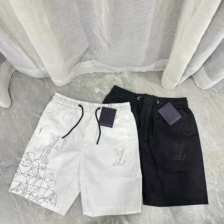 Picture of LV Short Pants _SKULVM-3XLmdtrV232218240